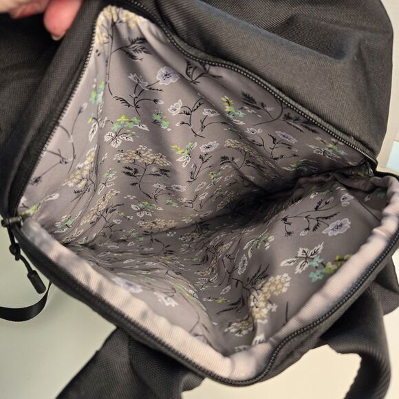 NWT Vera Bradley Essential Large Lighten Up Backpack Black School Travel Work - Picture 7 of 9